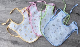 Слюнявчик "Медвежата", микс цветов 25*20, мальчик+девочка