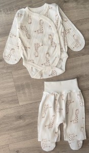 Комплект «Жираф» молочний, унісекс 0-3 місяців