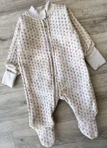 Чоловічок "Косичка" бежевий, дівчинка 3-6-9-12-18 місяців