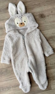 Чоловічок Pera Bebe "Зайчик" сірий, хлопчик 3-6-9 місяців