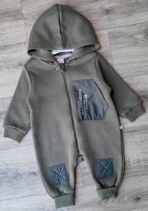 Человечек Elefin "Skateboarding" зеленый, мальчик 3-6-9-12 месяцев