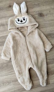 Человечек Pera Bebe "Лабубу" бежевый, унисекс 3-6-9 месяцев