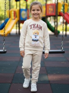 Костюм «TEAM” бежевый, девочка 2-3-4 лет